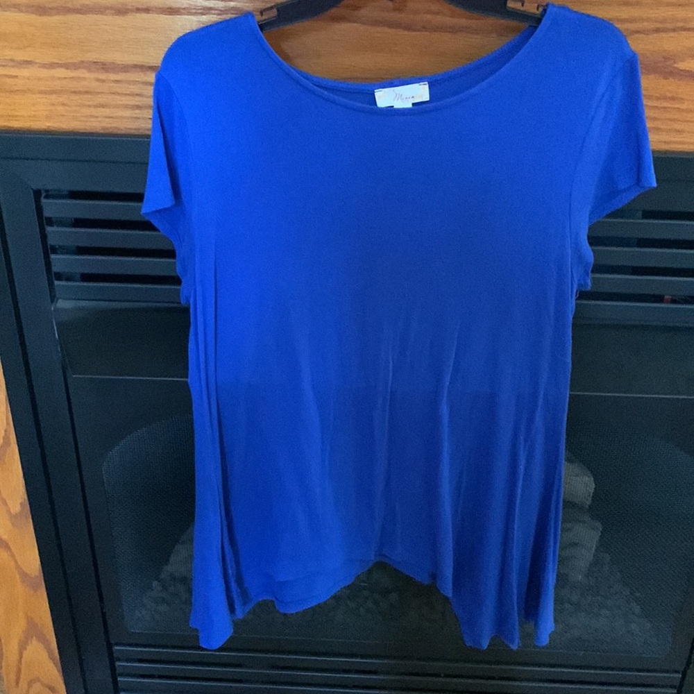 Royal blue shark bite shape short sleeve size small shirt